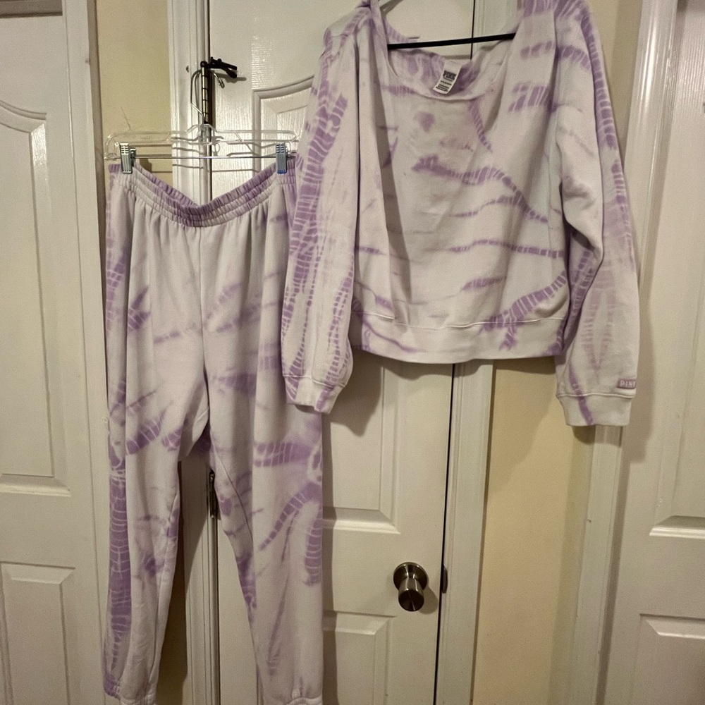 Cold shoulder Pink jogger set pants large/ top XL